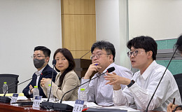 “생성형 AI 기반 ‘돌봄 플랫폼’ 추진” 과기정통부, 내년 착수