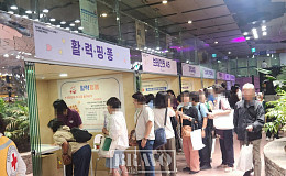 [현장에서] “우리도 할 수 있어요” 세상 밖으로 나온 치매 어르신들