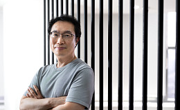 대규모 은퇴와 AI가 바꾸는 2027년 시니어의 변화