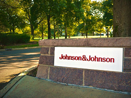 J&J, '타우 백신' 알츠하이머병 2상 "환자 모집중단"