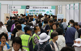 “중장년 경제활동 정책 대응 시급…안정계속고용제 확산해야”