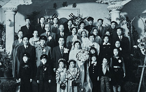 “우리도 가족” 1950~2020년대 사진으로 보는 가족 풍경 변천사