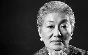 “충분히 검지도 하얗지도 않지만 멈추지 않았죠”