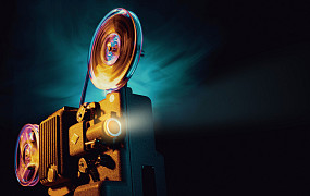 극장의 진화, 나는 왜 이리 어지러울까