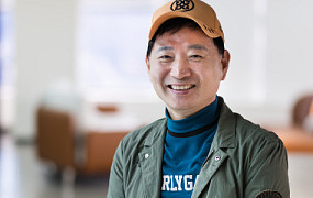 “노인 운동으로만 보면 오산, 파크골프는 시니어 산업”