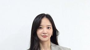 '트라이'·'화려한 날들' 박정연, 트리플뷰 리뉴얼 축하