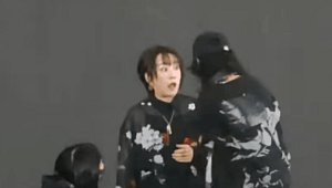 공연 도중 쫓겨났다…한일령, 한국도 긴장 못 늦추는 이유 [이슈크래커]