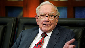 애플 줄이고 NYT 담은 버크셔…‘AI 시대’ 읽는 현인의 새 포석? [이슈크래커]