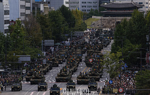 건군 76주년 국군의날, 시가행진하는 국군 장병들 [포토]