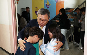 학교현장 첫 방문한 정근식 서울시교육감 [포토]