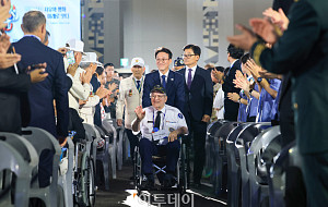 김민석 국무총리, 2025년 유엔군 참전의 날 기념식 [포토]