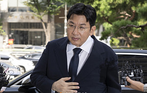 '사기적 부정거래 의혹' 경찰 출석하는 방시혁 하이브 의장 [포토]