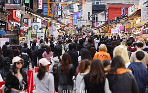 핼러윈데이, 북적이는 홍대거리 [포토]