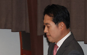 내란전담재판부법 본회의 상정…필리버스터 하는 장동혁 [포토로그]