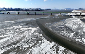 '전국이 꽁꽁, 한파로 얼어붙은 한강' [포토로그]