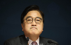 우원식 신년 기자회견…지방선거 원포인트 '설 전후 개정 시한' [포토]