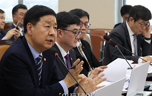 미 관세정책 답변하는 구윤철 부총리 [포토]