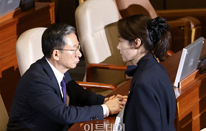 국회 본회의, 강선우 체포동의안 '가결' [포토]