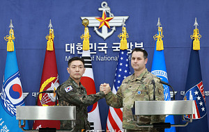 장도영-도날드, 자유의방패 연습 계획 합동 발표 [포토]