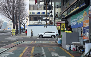 국제유가 배럴당 100달러 돌파, 국내 영향은 [포토로그]