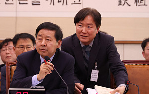 국회 법사위, '환율안정 3법' 의결…19일 본회의로 [포토]