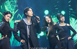 콘서트홀 가득 채운 신유 목소리, 비바브라보 [포토]