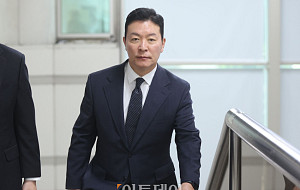 김성훈 전 경호처 차장, 체포영장 집행 방해 혐의 공판 출석 [포토]