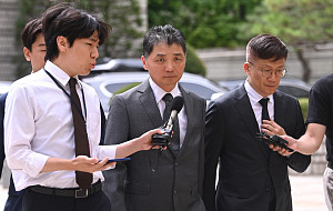 SM엔터 시세조종 무죄 김범수, 자본시장법 항소심 출석 [포토]