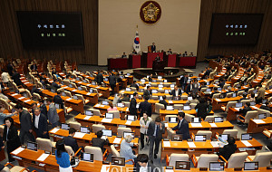 '종합특검 연장법' 본회의 상정…국힘, 필버 시작 [포토]