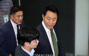 '명태균 여론조사 대납 의혹' 오세훈 시장, 1심 선고 [포토]