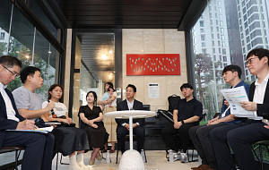 신혼부부 임대주택 '미리내집' 방문한 오세훈 시장 [포토]