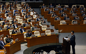 김민석, 취임 후 첫 교섭단체 대표연설…'가나다순 자리배치' 제안 [포토]