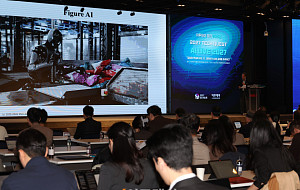 2027 테크퀘스트, 기조연설하는 장병탁 투모로로보틱스 대표 [포토]