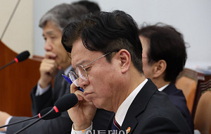 기후환노위 종합감사, 답변하는 김영훈 노동장관 [포토]