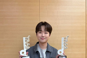 이찬원, '2026 TMA' 2관왕 달성 "찬스에 영광을"