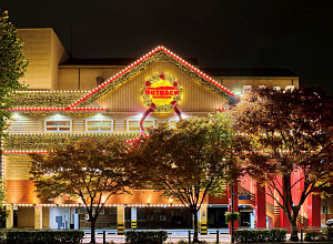 아웃백, 연말 역대 최고 매출…크리스마스 이틀간 100억 벌었다