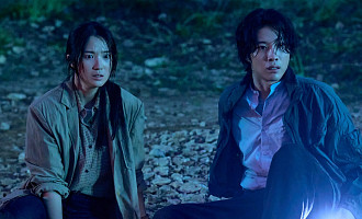 [비즈 리뷰] '살목지' 익숙한 괴담, 영리한 변주