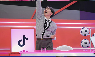 '티키타카쇼' 김이나→조현아, 월드컵 응원송 제작
