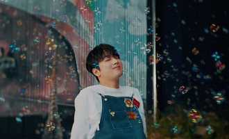 이찬원, '오늘은 왠지' MV 유튜브 400만 뷰 달성