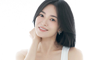 송혜교, 새 소속사 찾았다…STAND와 전속 계약