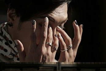 김기수, 심경글 이어 성 정체성 논란에 입 열다 “과거 여친들도 나에게 상처 줘”