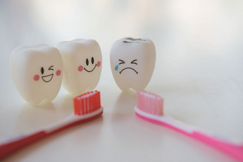 장수시대에 치아관리가 중요하다