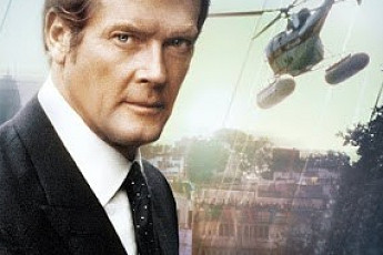 ‘제임스 본드’ 로저 무어 별세…팬들 “우리 세대의 영웅이 떠나갔다” 애도 물결