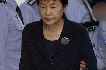 박근혜 재판 '유ㆍ무죄' 본격 심리…29일부터 최순실 사건과 병합 심리