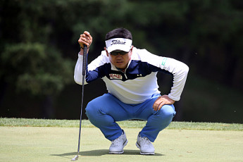 [KPGA]1.산두 -4, 2.주흥철-이동하 -3, 9.이태희-송영한 -1, 18.양용은-박상현 E, 46.이승택-장이근 +2...GS칼텍스 1R 성적