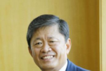 라승용 농촌진흥청장, 농가 방문 일손 돕고 의료 서비스