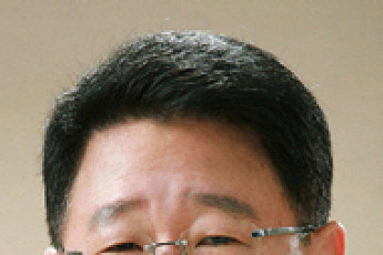 [조석의 원견명찰(遠見明察)]  폭풍우 속의 까치집