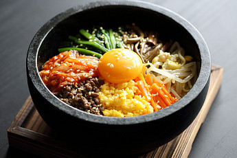 여름철 <b>보양식</b> ‘비빔밥’