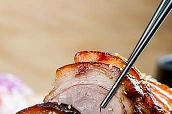 '2TV 저녁 생생정보' 초저가의 비밀, 1만 원에 7종 족발 요리를 무제한으로?