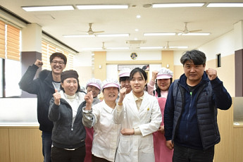 [급식시장 친환경 바람(下)] “초·중·고 넘어 직장까지 친환경 급식 이뤄져야죠”